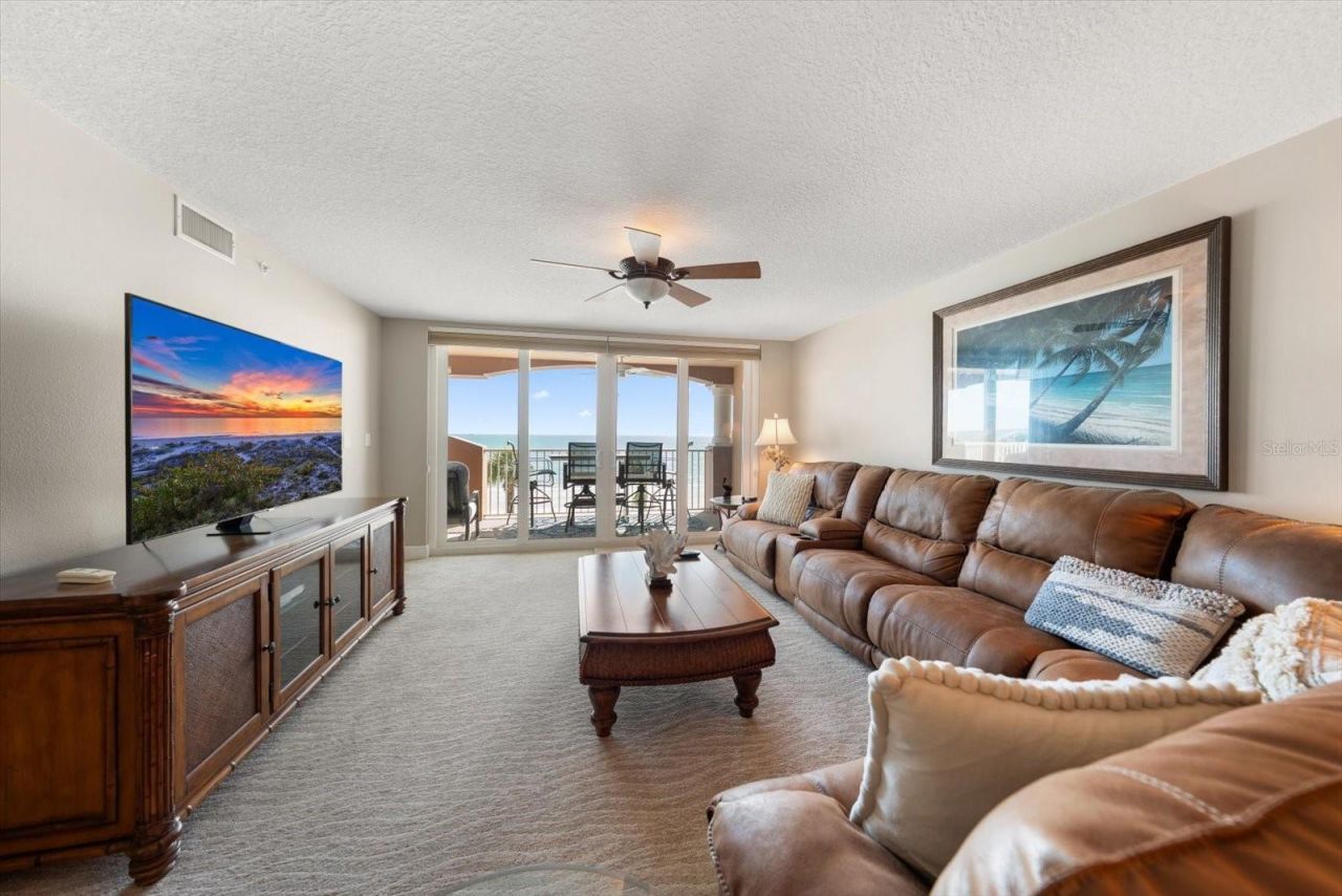 16326 Gulf Boulevard, Unit 206, Redington Beach, FL 33708 Photo