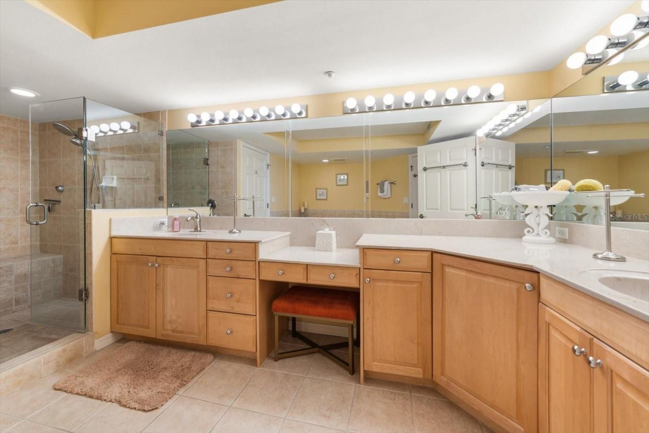 16326 Gulf Boulevard, Unit 206, Redington Beach, FL 33708 Photo