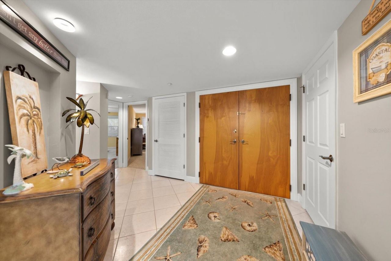 16326 Gulf Boulevard, Unit 206, Redington Beach, FL 33708 Photo