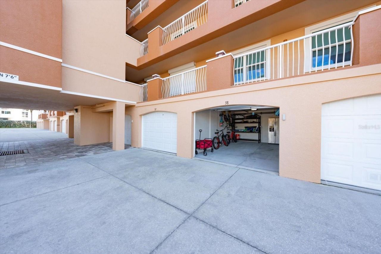 16326 Gulf Boulevard, Unit 206, Redington Beach, FL 33708 Photo