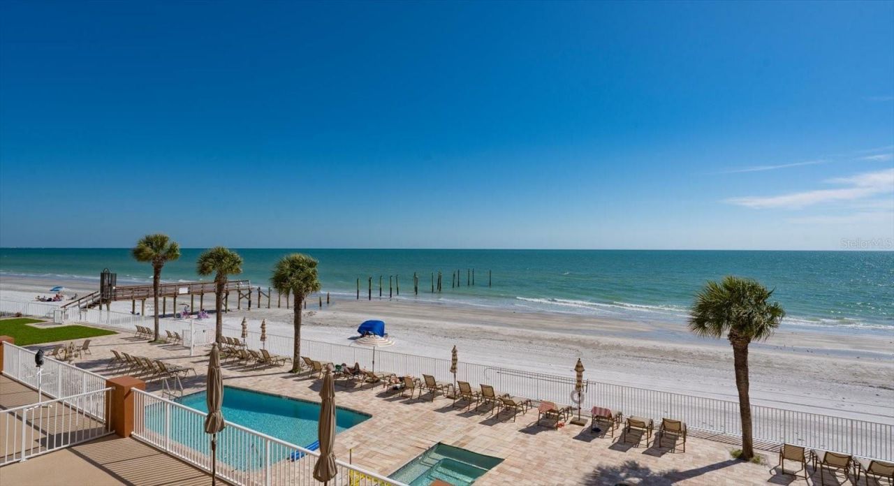 16326 Gulf Boulevard, Unit 206, Redington Beach, FL 33708 Photo