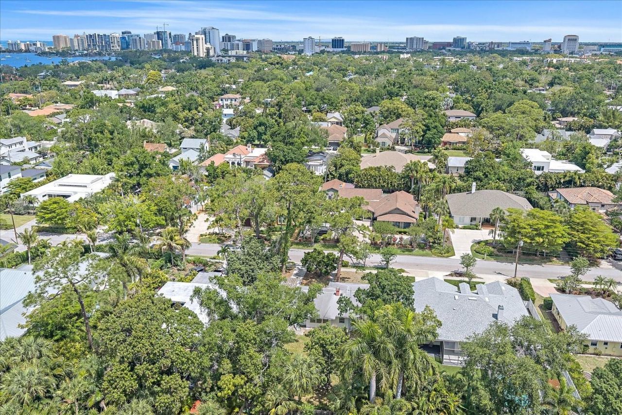 1702 Waldemere Street, Sarasota, FL 34239 Photo