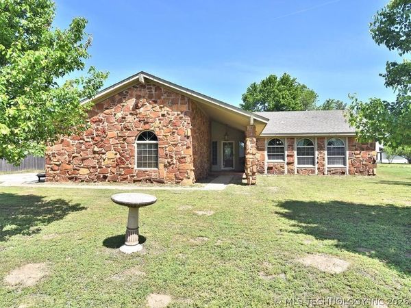 21911 W 12th Street , Sand Springs, OK 74063