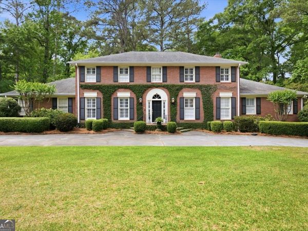 5044 Wellington Drive, Macon, GA 31210