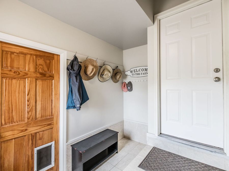Property Image 100