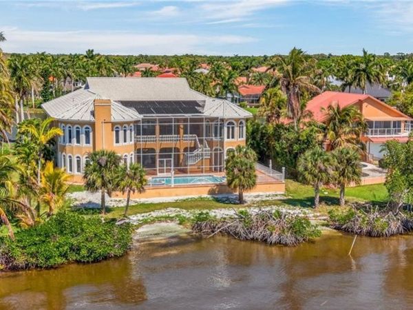 12470 Panasoffkee DR, NORTH FORT MYERS, FL 33903