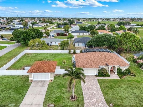 2217 NE 1st PL, CAPE CORAL, FL 33909