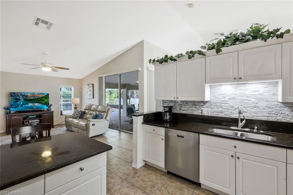2217 NE 1st Pl, Cape Coral, FL 33909 Photo
