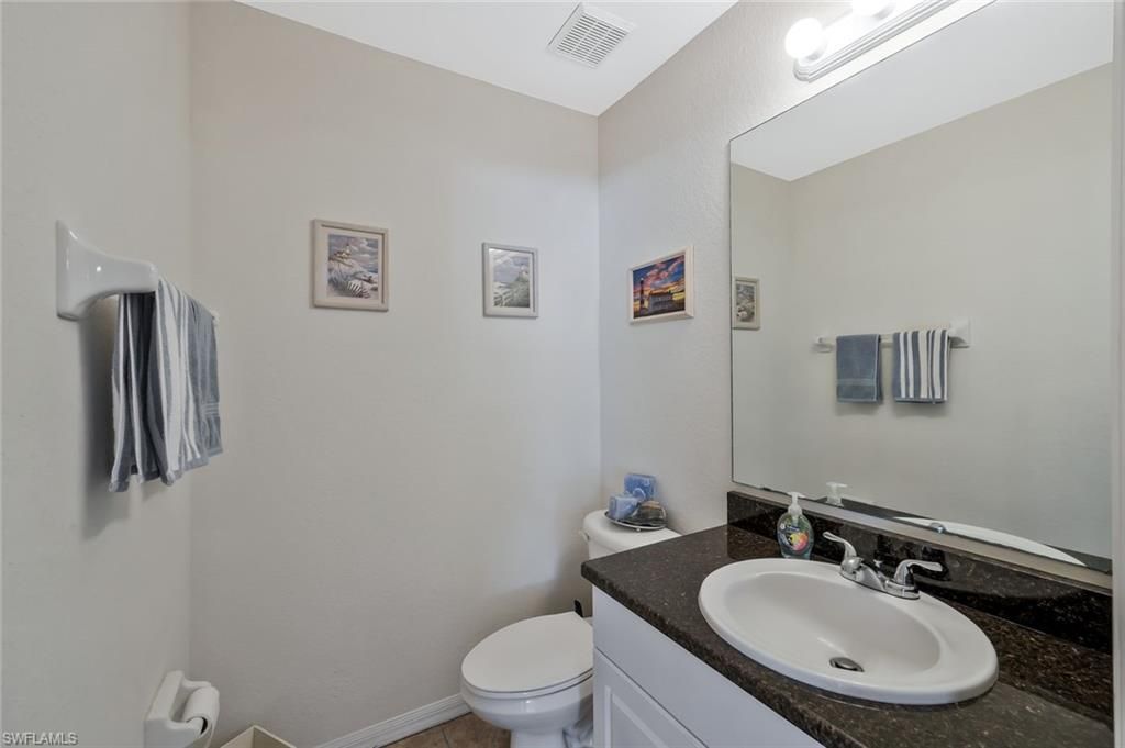 2217 NE 1st Pl, Cape Coral, FL 33909 Photo