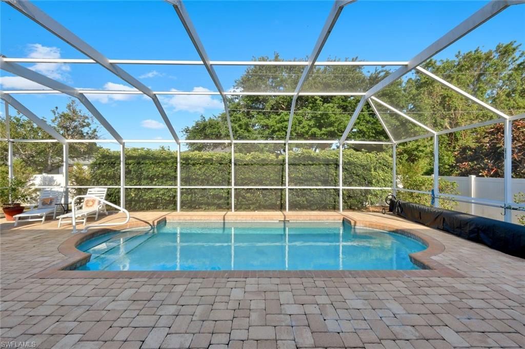 2217 NE 1st Pl, Cape Coral, FL 33909 Photo