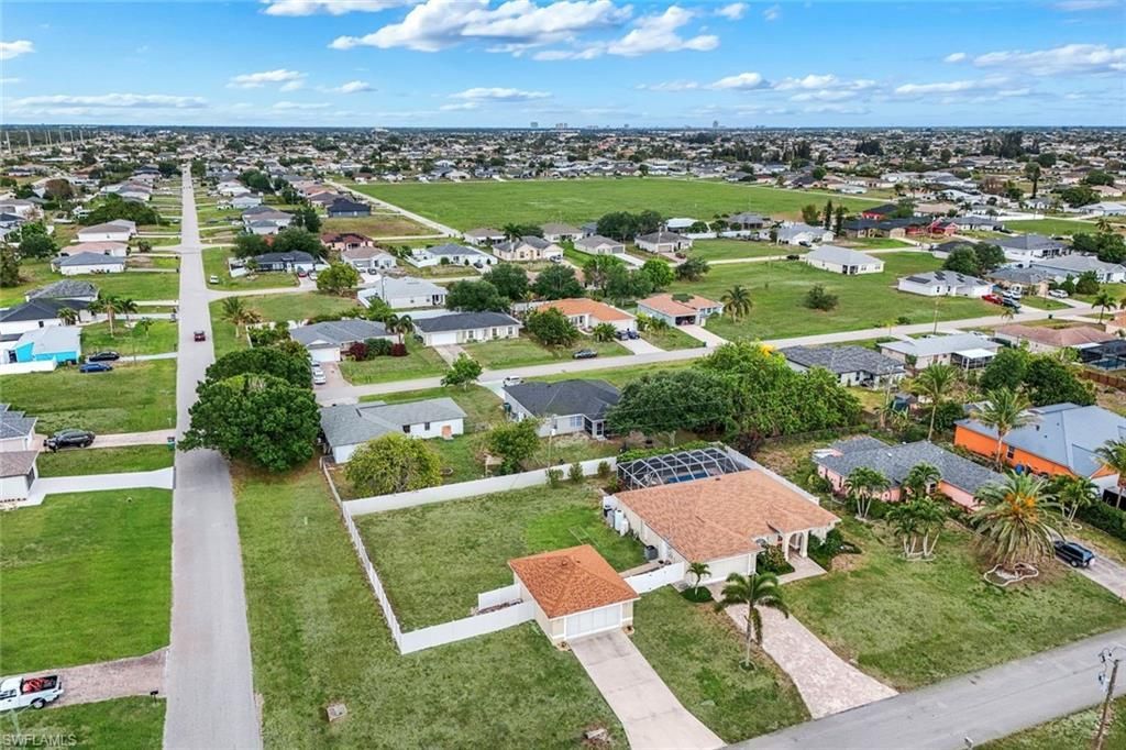 2217 NE 1st Pl, Cape Coral, FL 33909 Photo