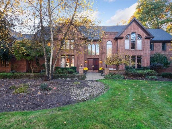 2102 Chablis Ct, Gibsonia, PA 15044