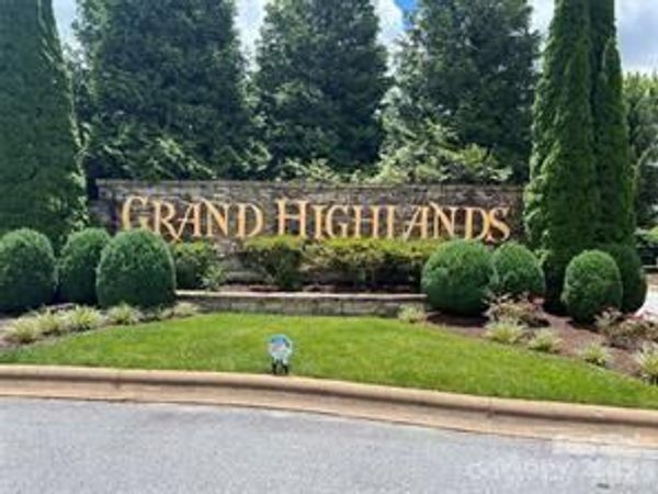 4642 Bearwallow Road, Hendersonville, NC 28792