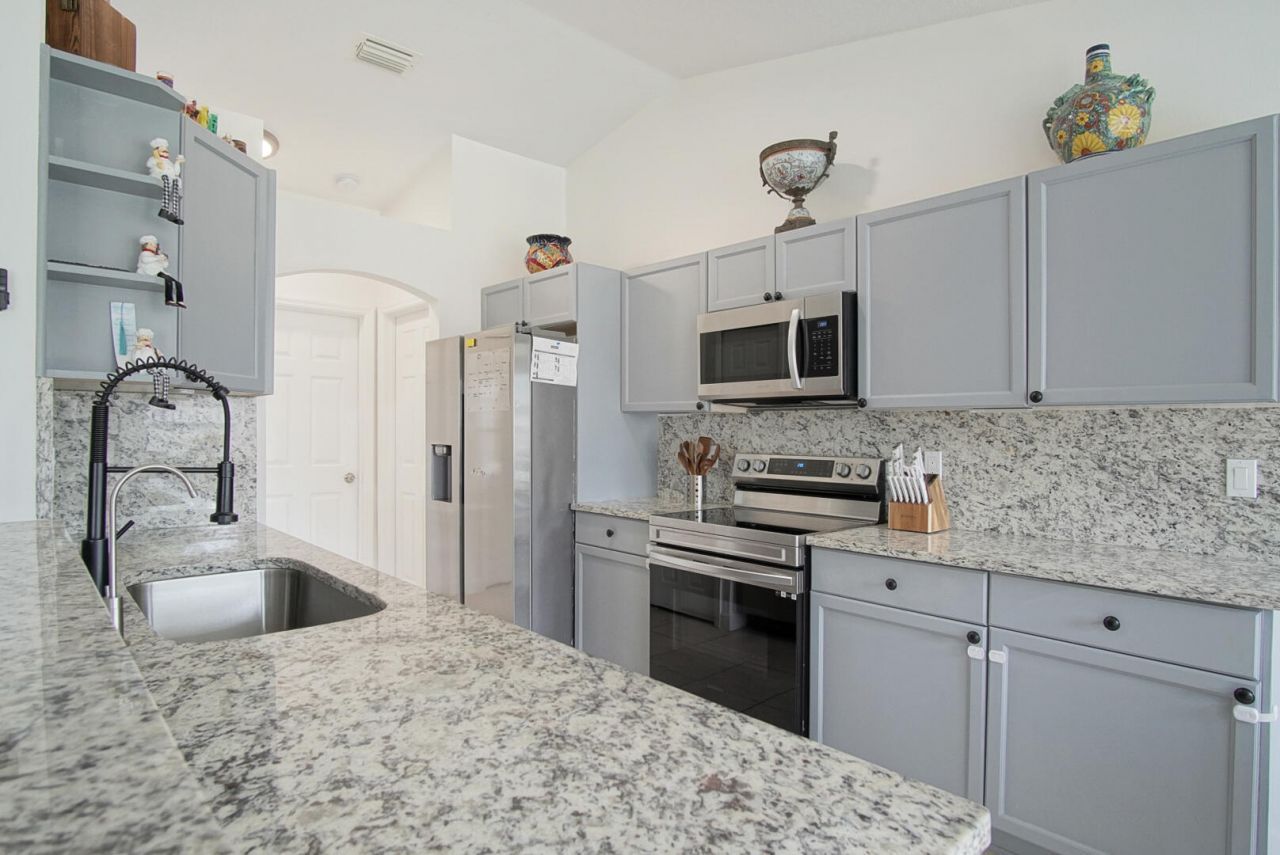 1330 SW Empire Street, Port Saint Lucie, FL 34983 Photo