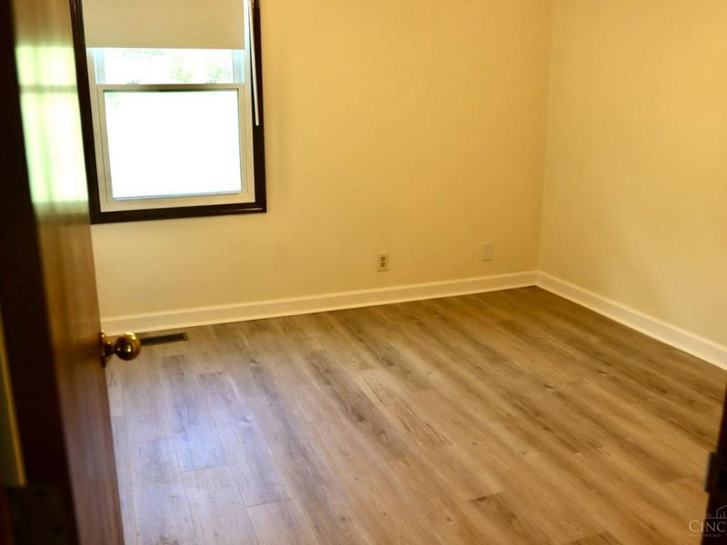 8748 Rupp Farm Drive, West Chester, OH 45069 Photo 32