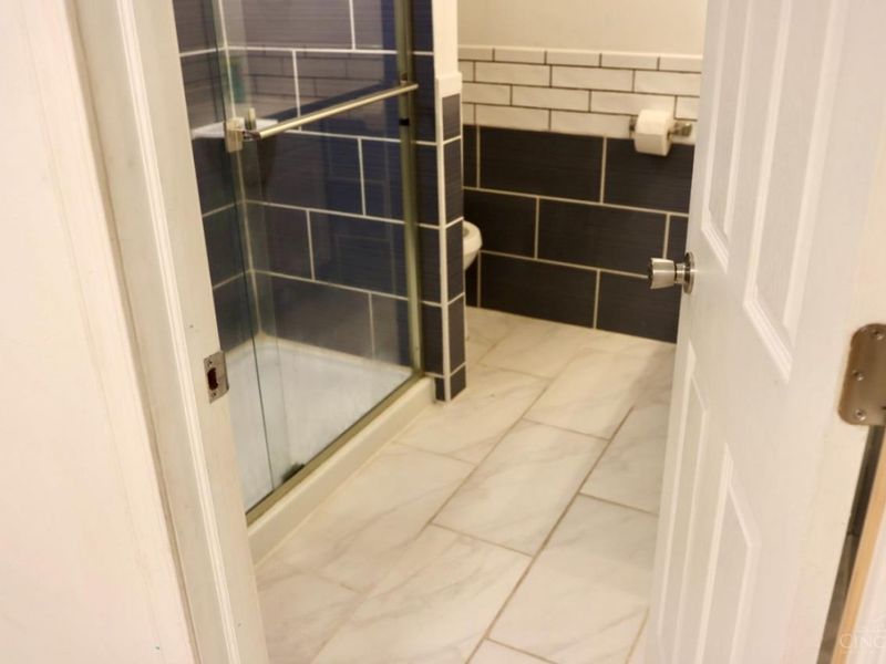 8748 Rupp Farm Drive, West Chester, OH 45069 Photo 6