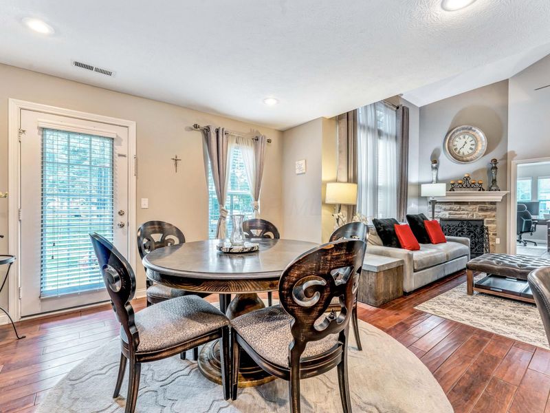 5039 Calais Drive, Columbus, OH 43221 Photo 12