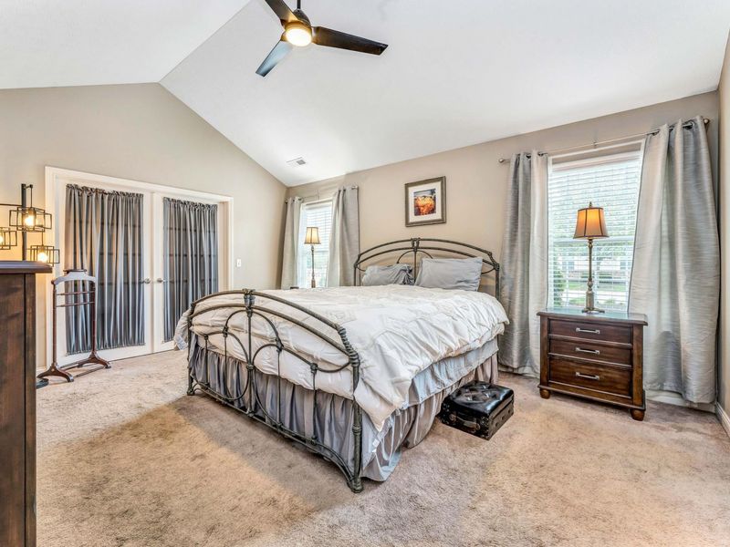 5039 Calais Drive, Columbus, OH 43221 Photo 19
