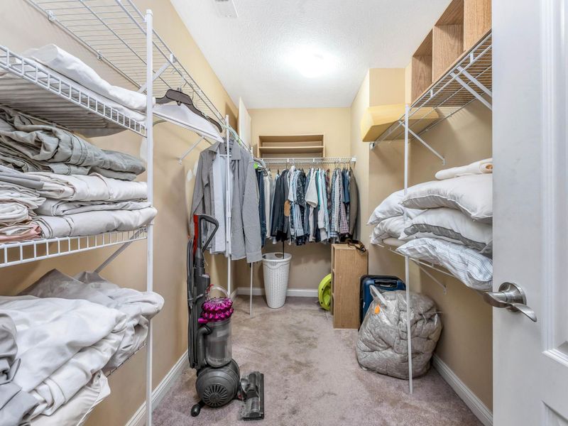 5039 Calais Drive, Columbus, OH 43221 Photo 22