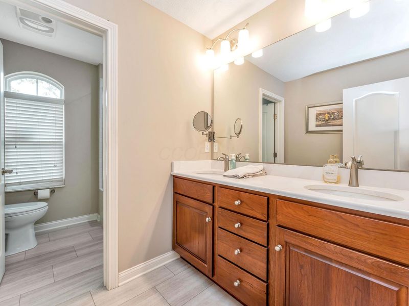 5039 Calais Drive, Columbus, OH 43221 Photo 23