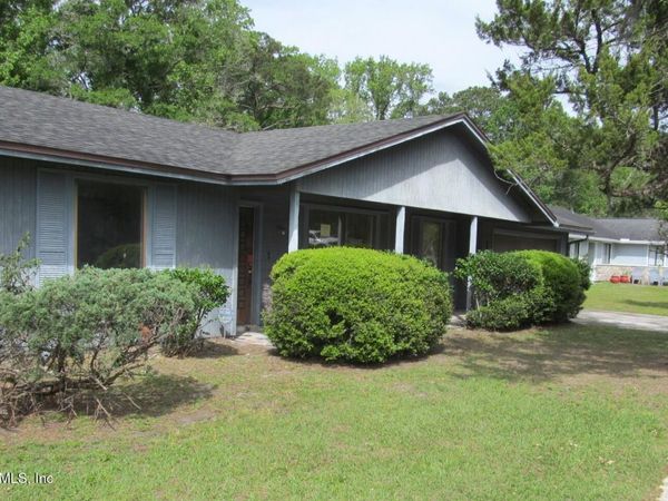 8456 BOYSENBERRY Lane W, Jacksonville, FL 32244