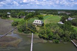 6001 Selkirk Plantation Road photo 4