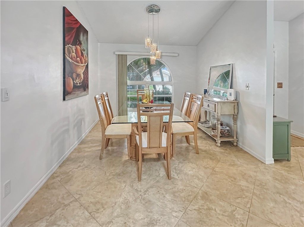 117 Hinchman Avenue, Sebastian, FL 32958 Photo