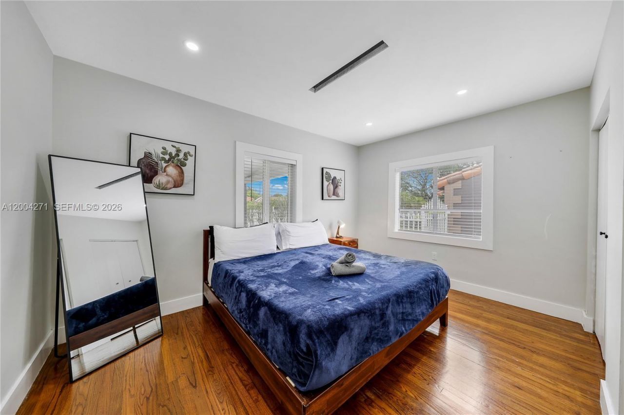 2612 SW 12th St , Miami, FL 33135 Photo