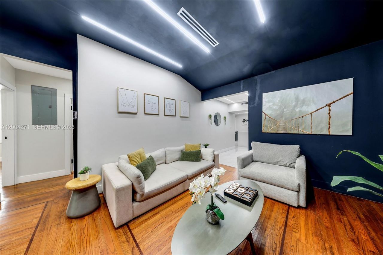 2612 SW 12th St , Miami, FL 33135 Photo