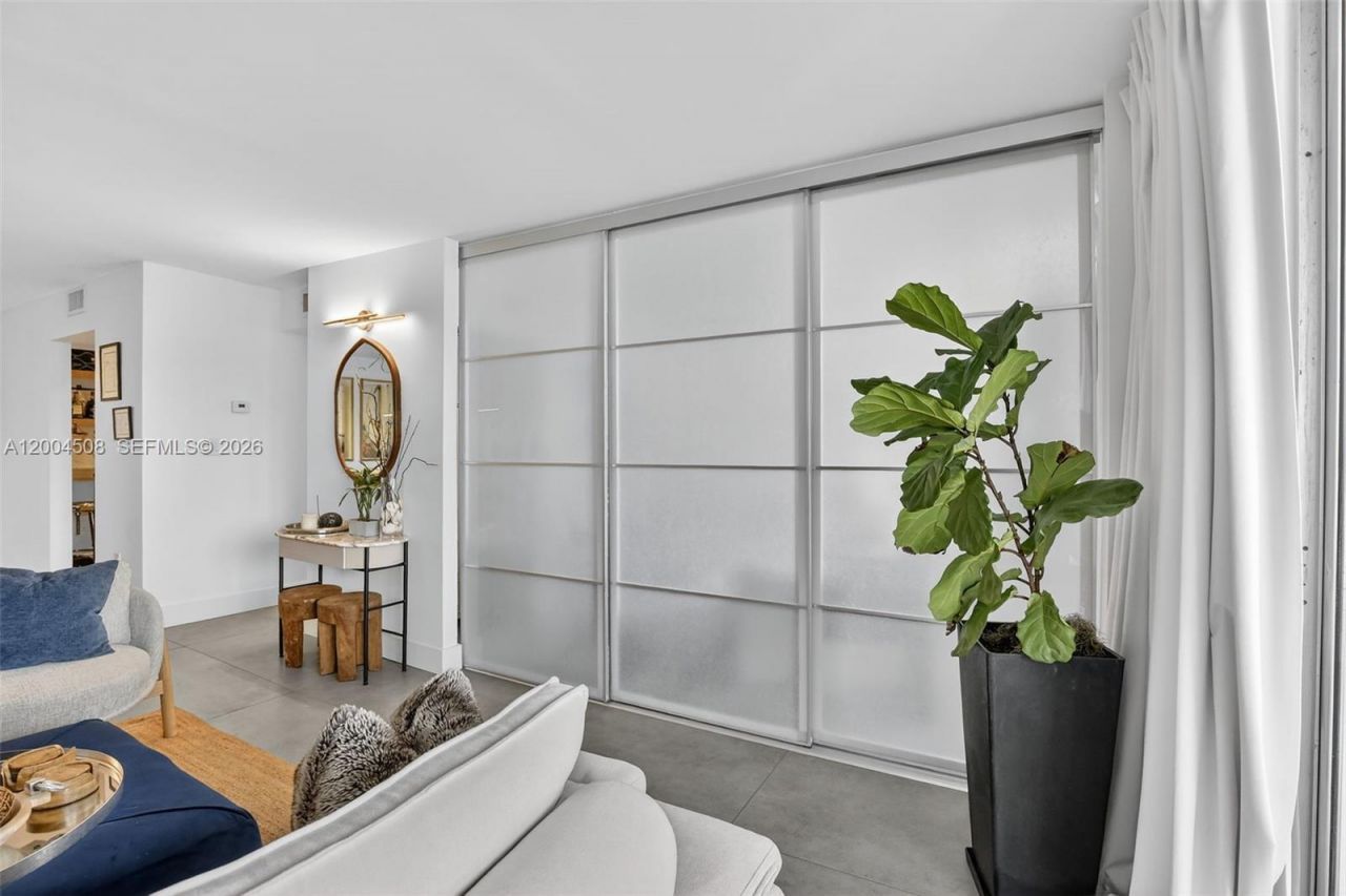 2780 NE 183rd St , Unit 1714, Aventura, FL 33160 Photo