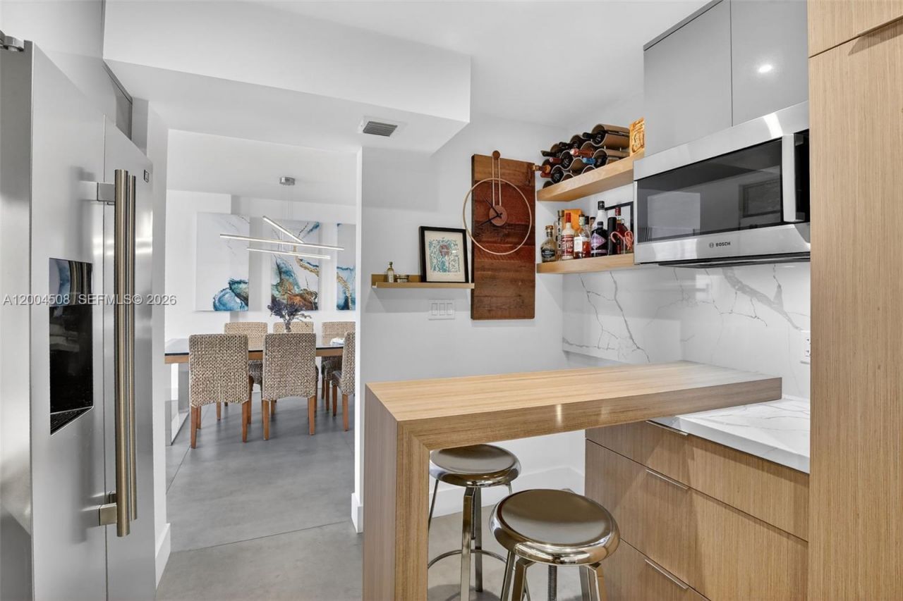 2780 NE 183rd St , Unit 1714, Aventura, FL 33160 Photo