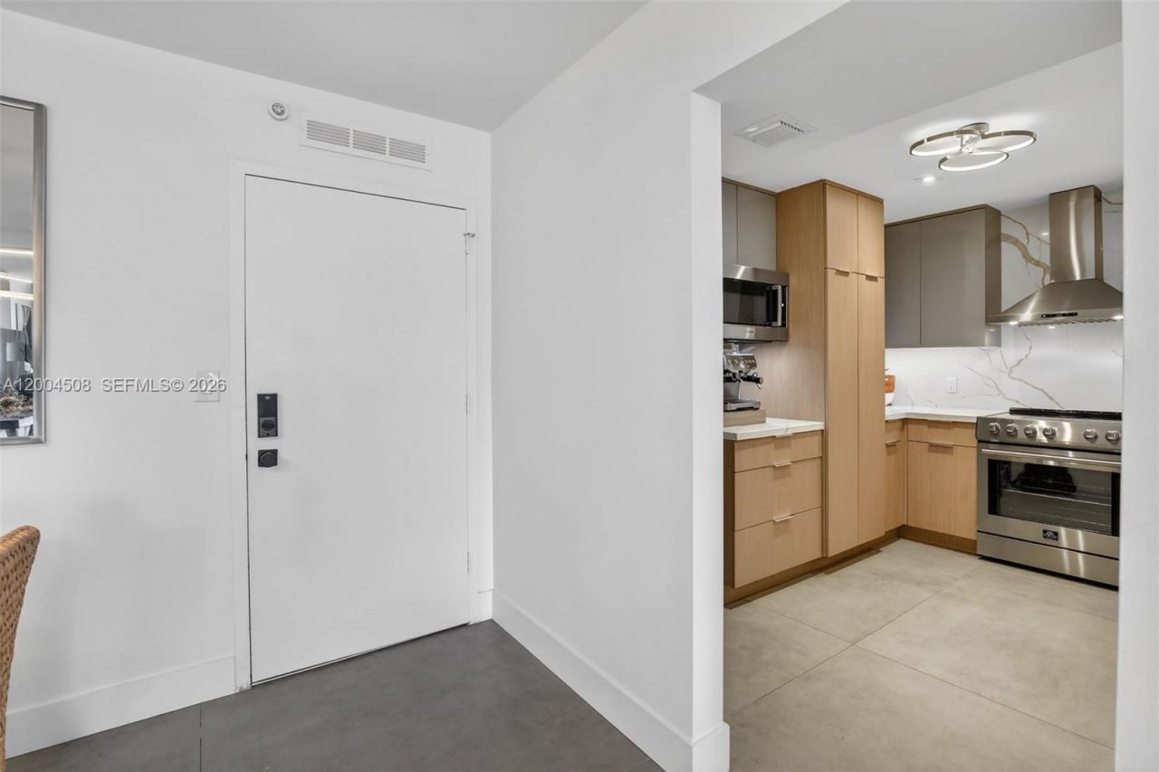 2780 NE 183rd St , Unit 1714, Aventura, FL 33160 Photo