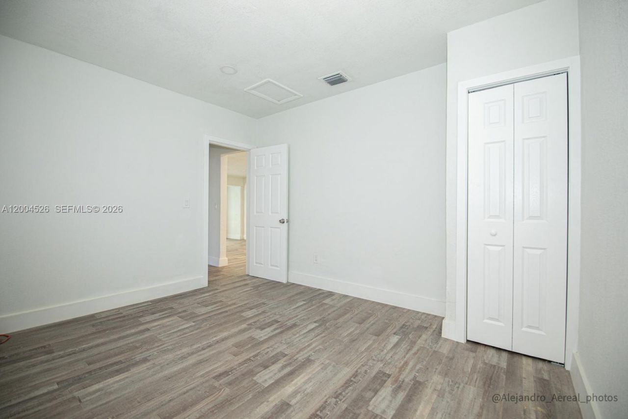 3045 SW 21st St, Miami, FL 33145 Photo