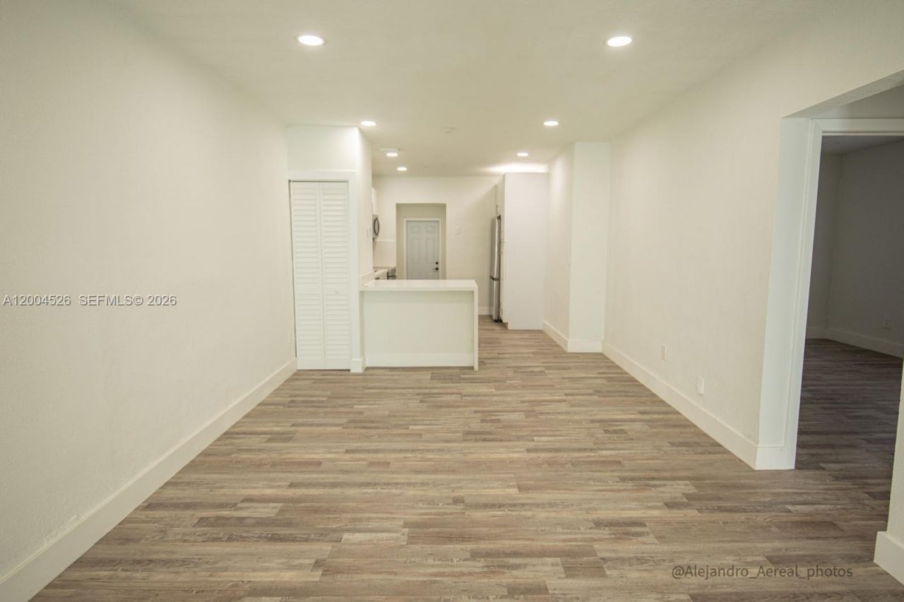 3045 SW 21st St, Miami, FL 33145 Photo