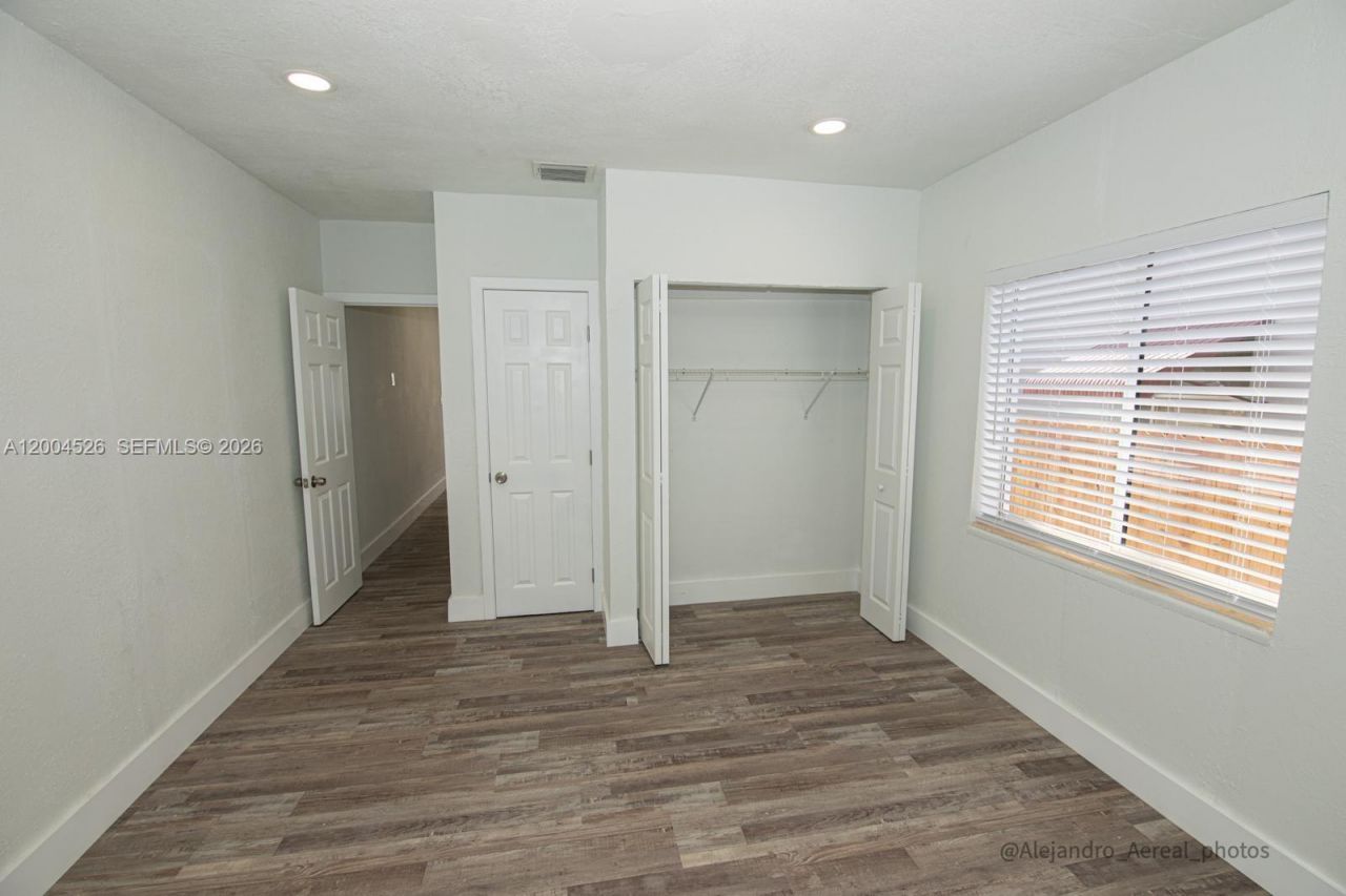 3045 SW 21st St, Miami, FL 33145 Photo