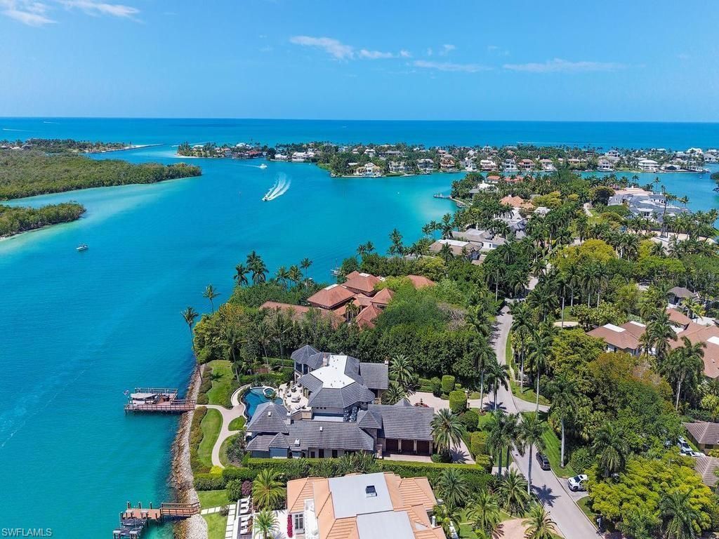 840 Admiralty Parade E, Naples, FL 34102 Photo