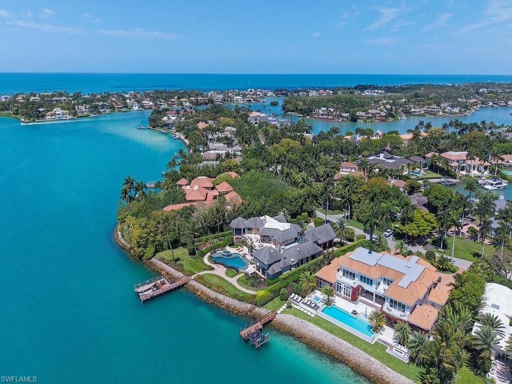 840 Admiralty Parade E, Naples, FL 34102 Photo