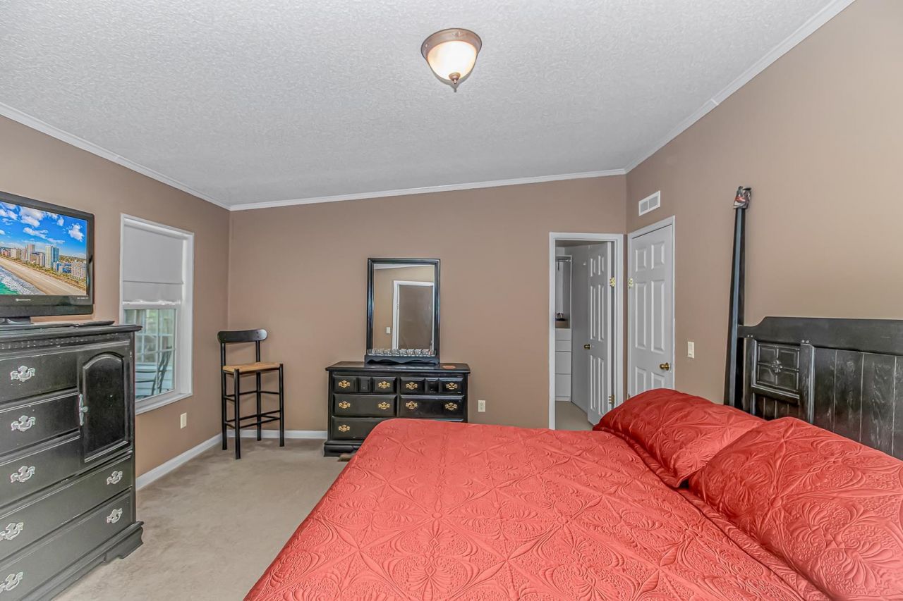 4775 Riverside Dr. Photo 12