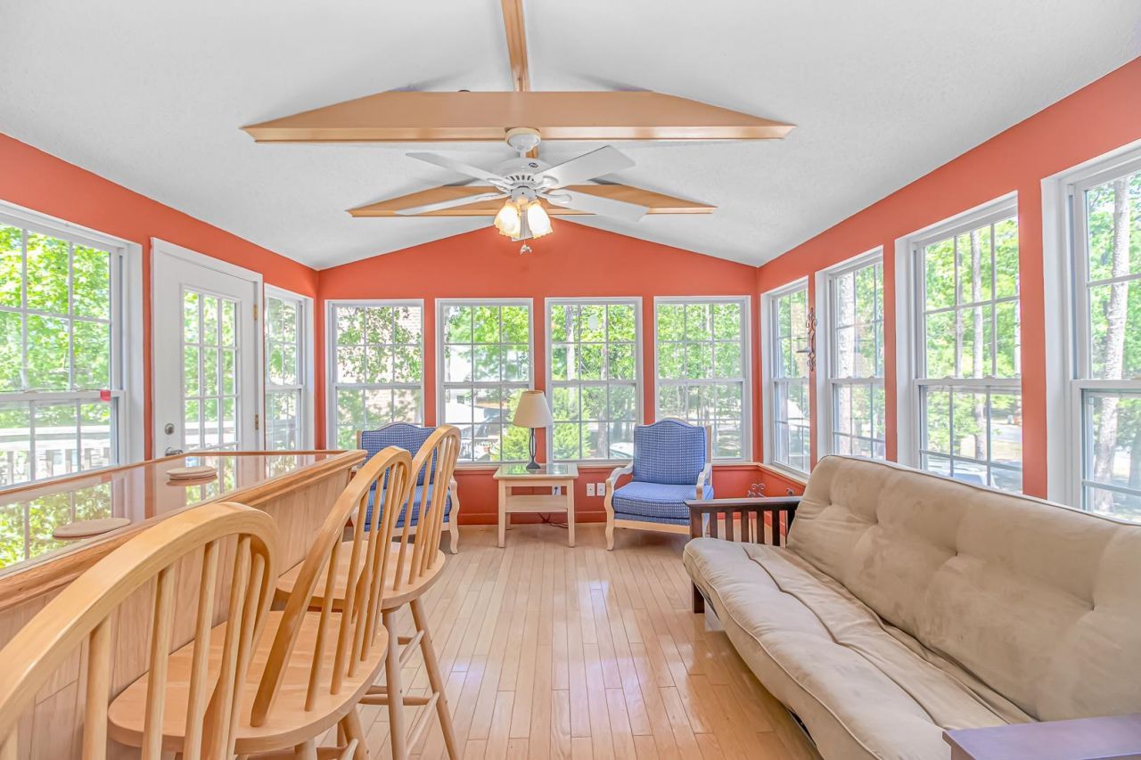 4775 Riverside Dr. Photo 19