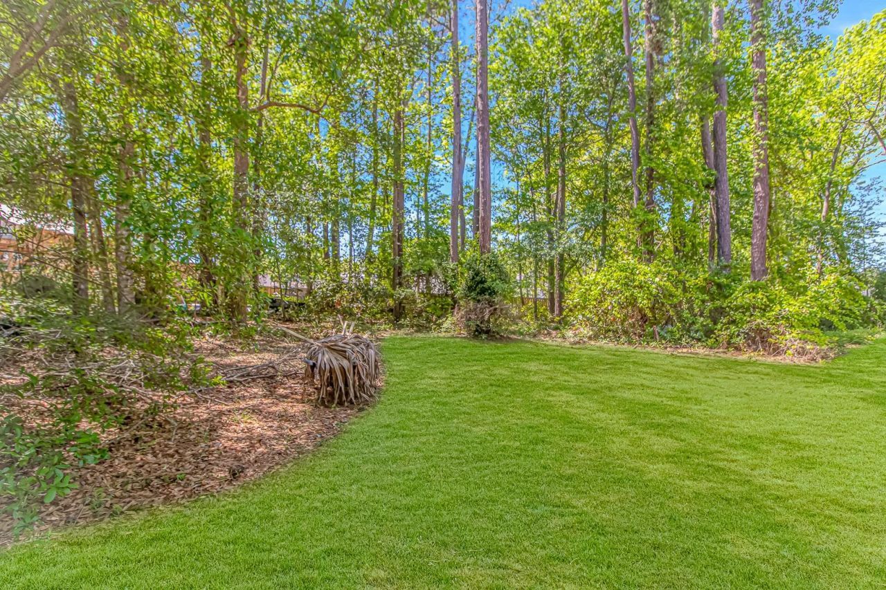 4775 Riverside Dr. Photo 26