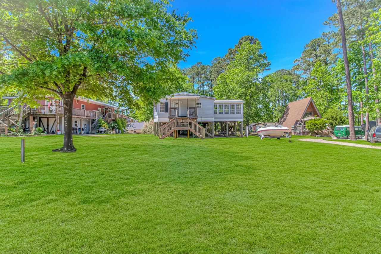 4775 Riverside Dr. Photo 27