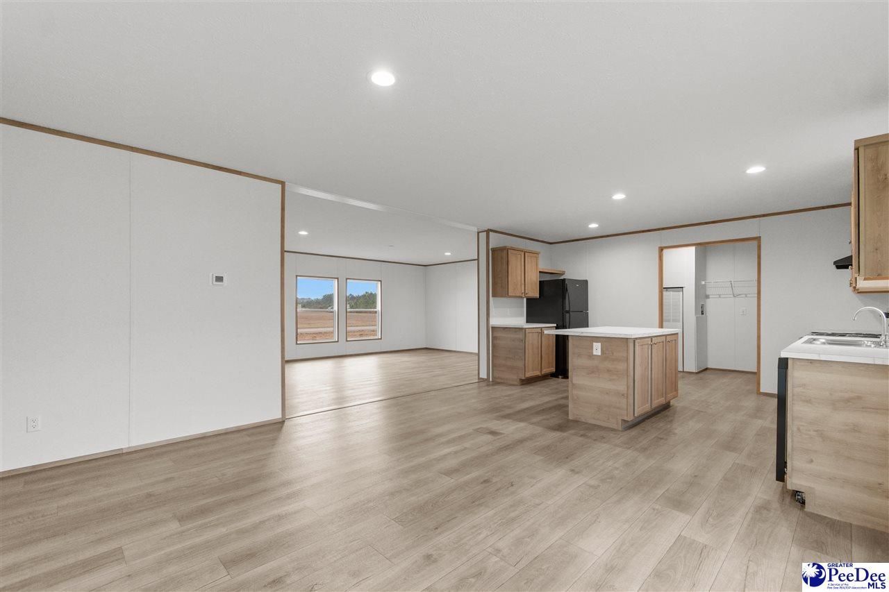 6613 Strickland Rd. Photo 12