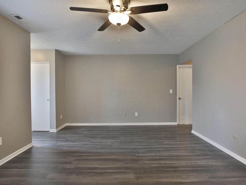 914-916 Tradewind Drive, Westerville, OH 43081 Photo 24