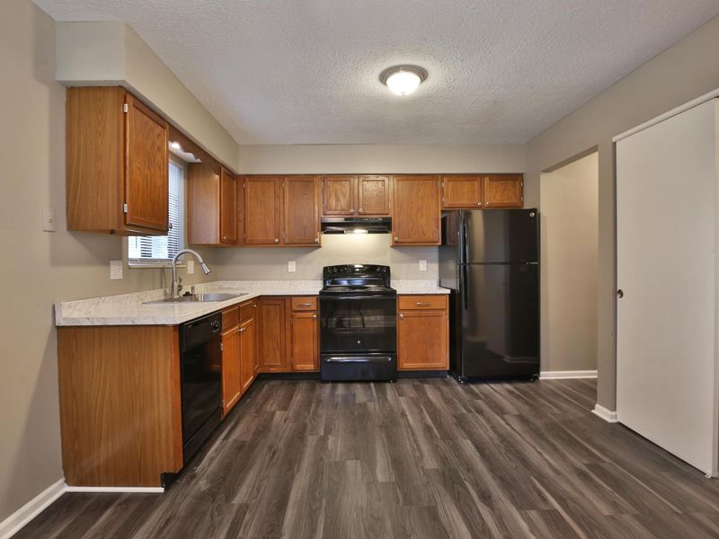 914-916 Tradewind Drive, Westerville, OH 43081 Photo 25