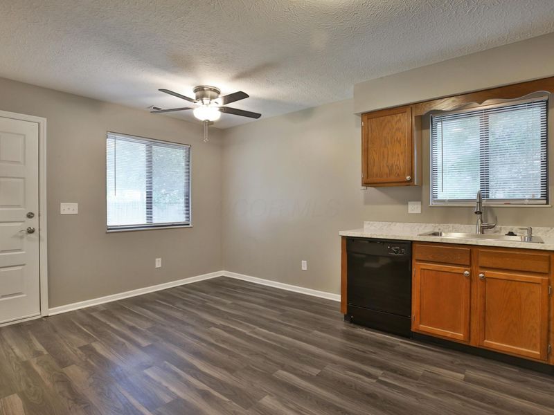 914-916 Tradewind Drive, Westerville, OH 43081 Photo 27