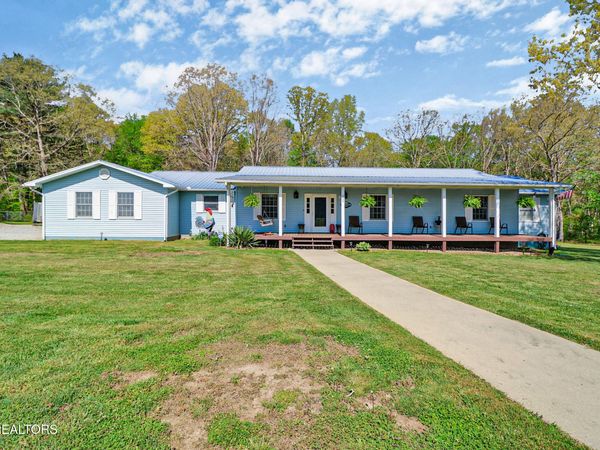 220 Old Gatewood Ford Rd, Jamestown, TN 38556