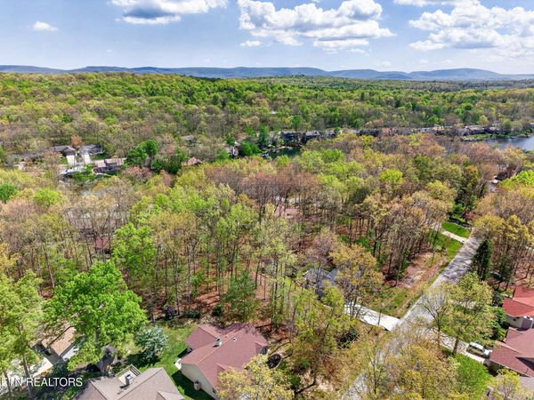 151 Glenwood Drive, Crossville, TN 38558