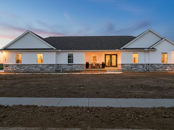 103 Camdyn Trail, Anna, OH 45302