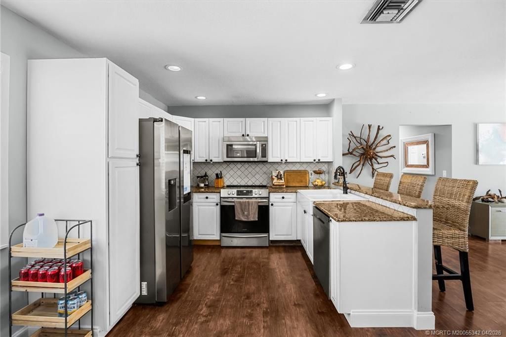 18945 SE Homewood Avenue, Tequesta, FL 33469 Photo
