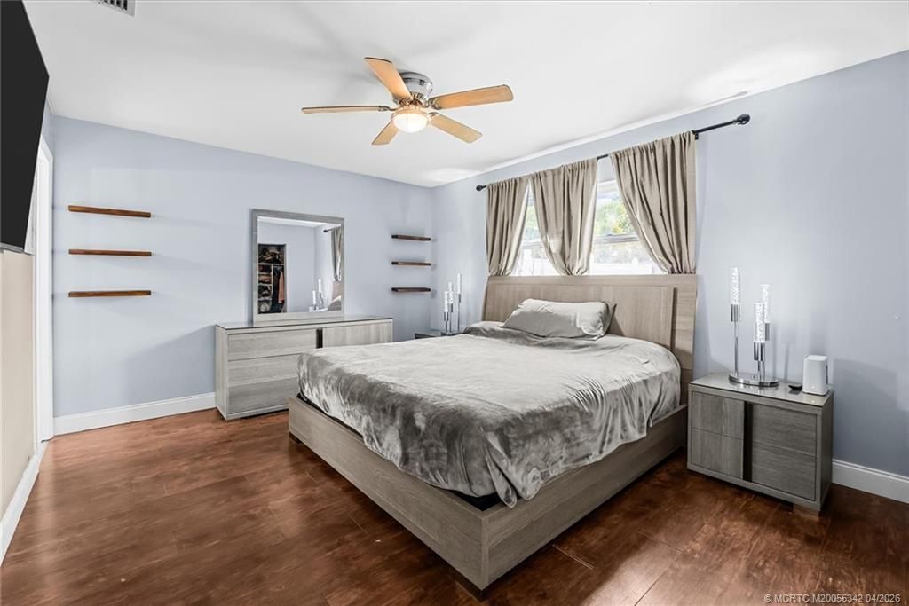 18945 SE Homewood Avenue, Tequesta, FL 33469 Photo